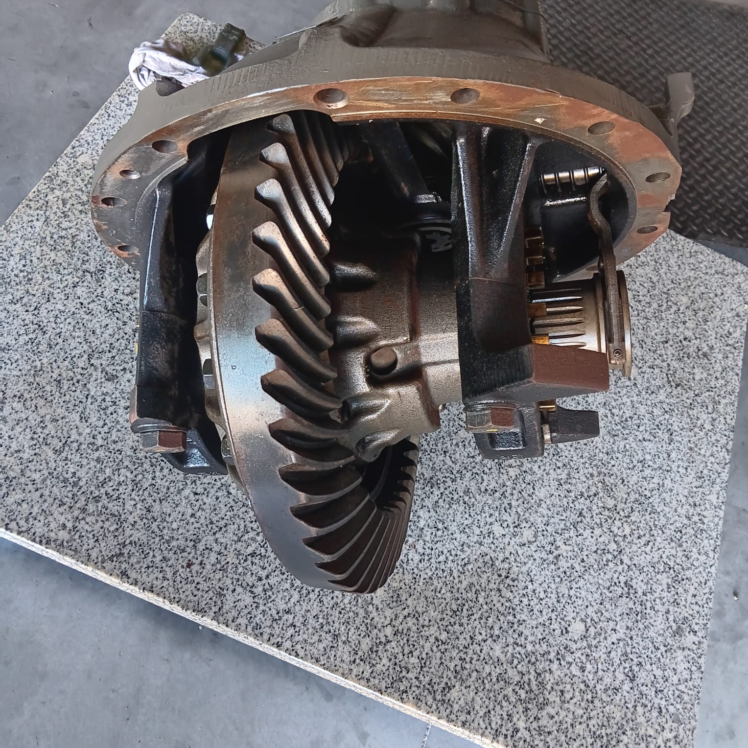 Diferencial Meritor 167E